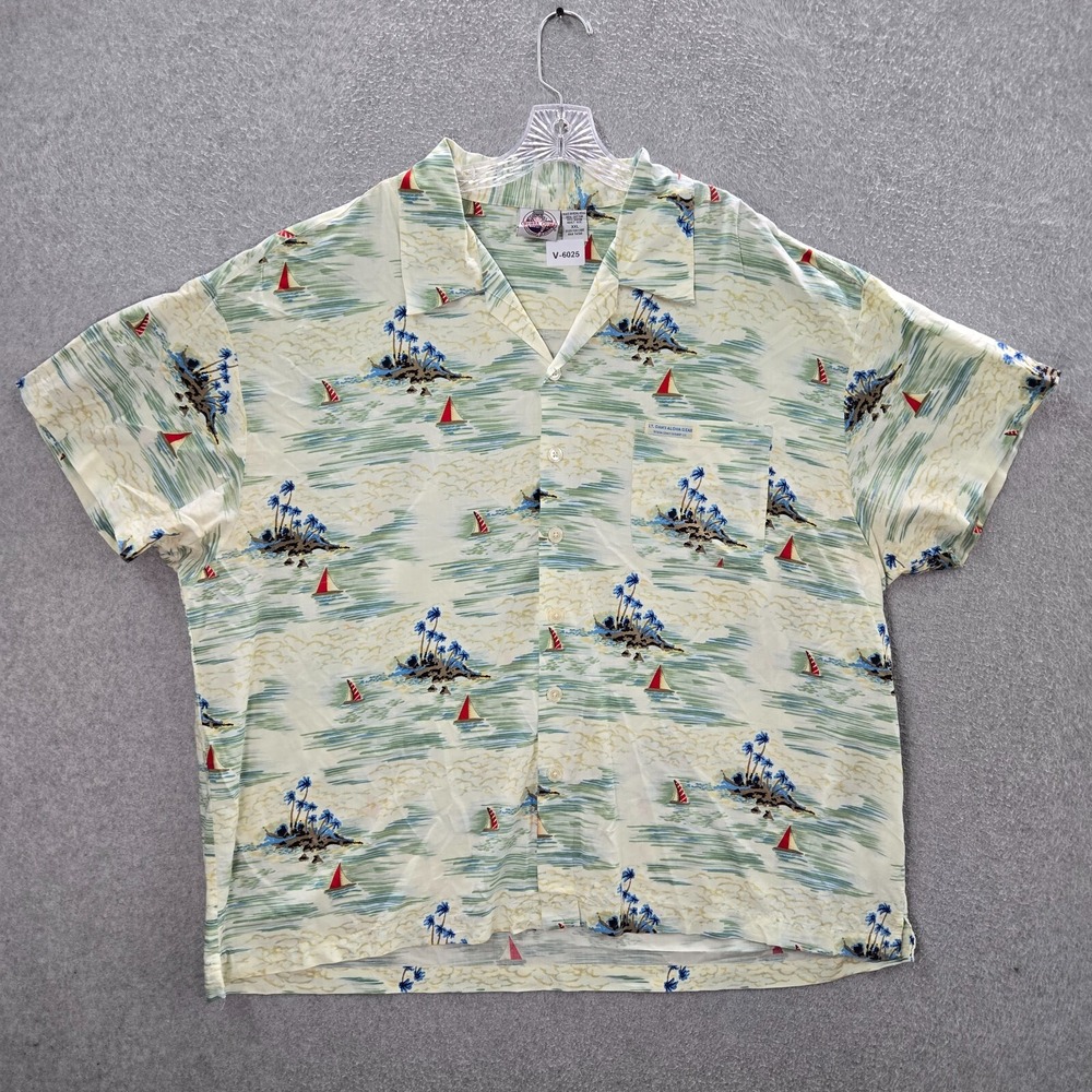 VINTAGE Bubba Gump Men Button Up Shirt 2XL Green Palm Trees Island Allover Print